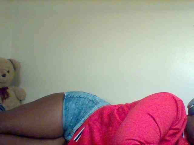 Sexxy-slim-honey webcam