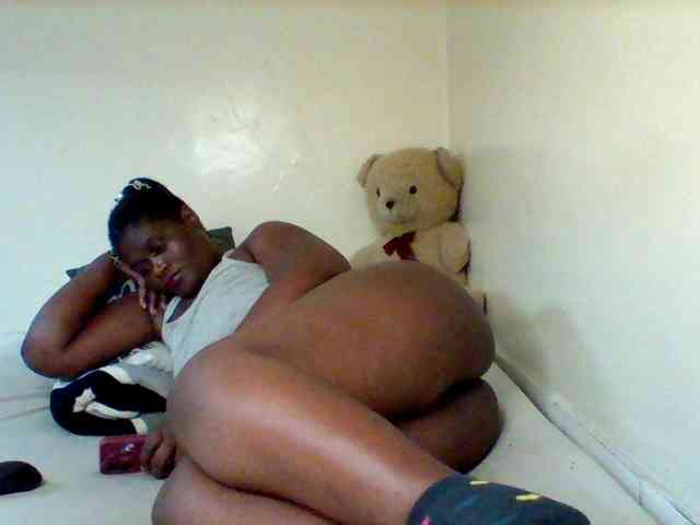 Sexxy-slim-honey webcam