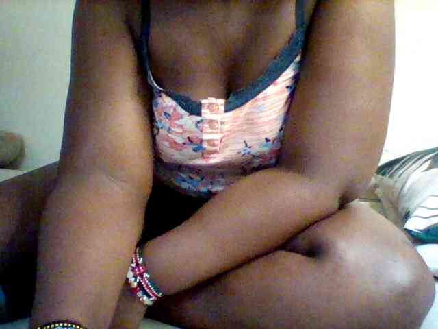 Sexxy-slim-honey webcam