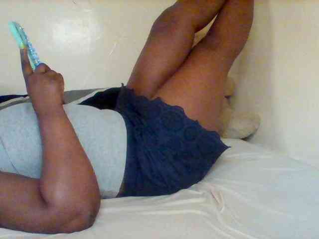 Sexxy-slim-honey webcam