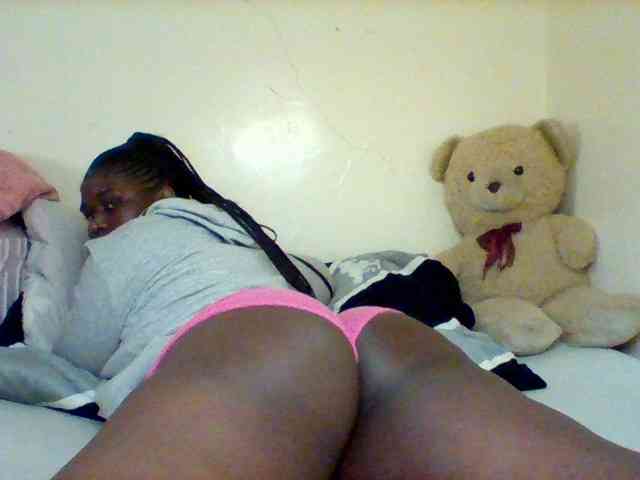 Sexxy-slim-honey webcam