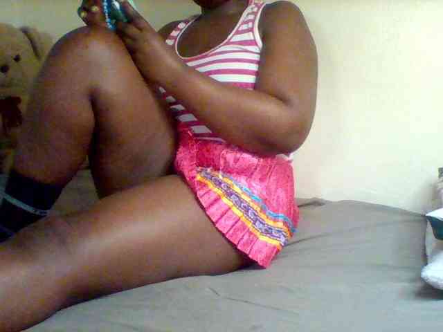 Sexxy-slim-honey webcam