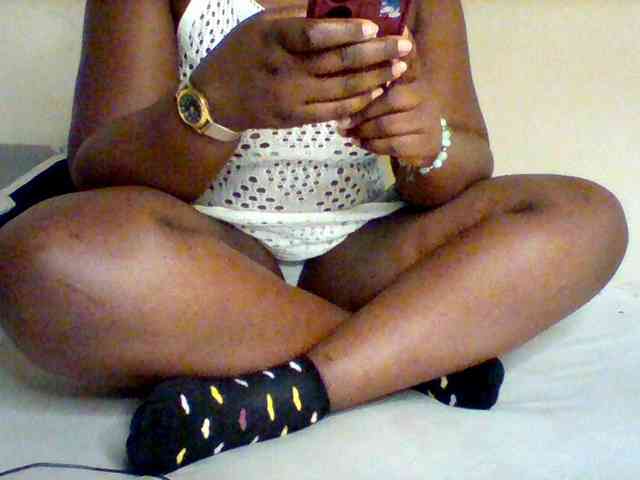 Sexxy-slim-honey webcam