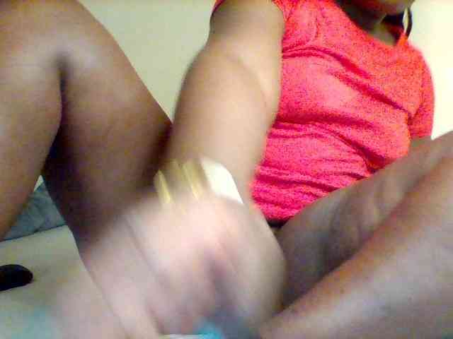 Sexxy-slim-honey webcam