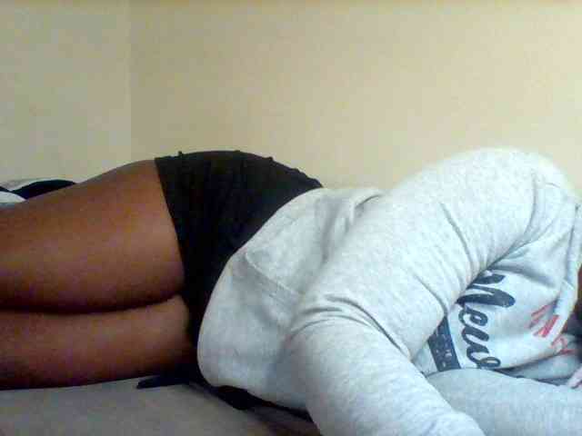 Sexxy-slim-honey webcam