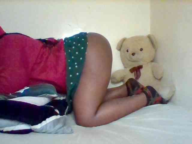 Sexxy-slim-honey webcam