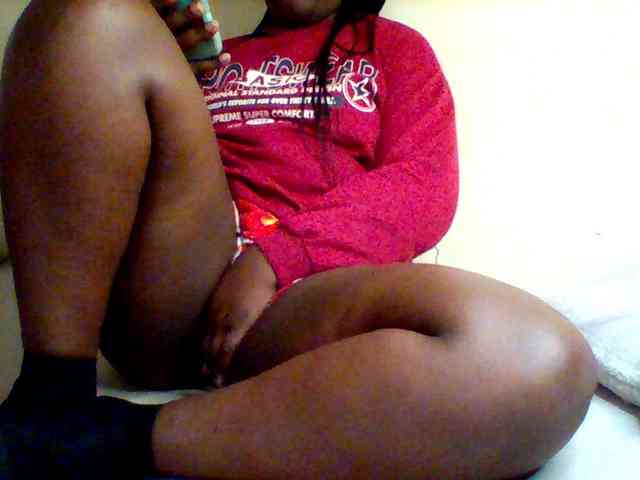 Sexxy-slim-honey webcam