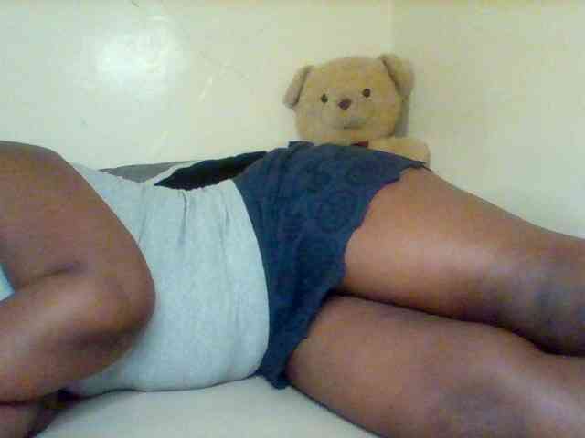 Sexxy-slim-honey webcam