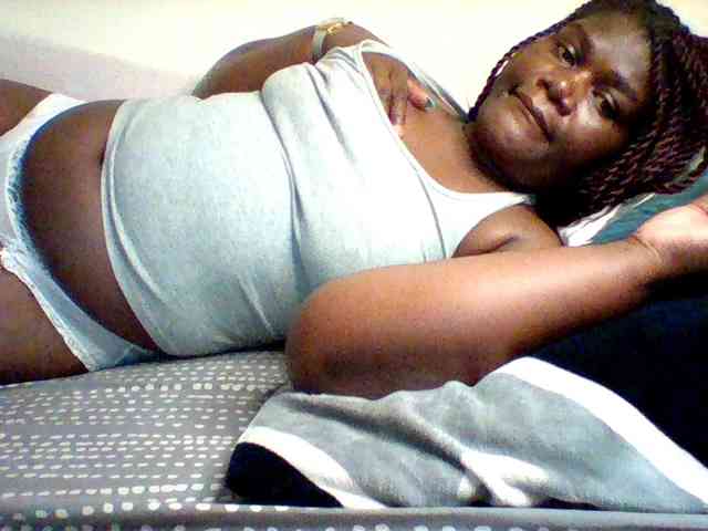 Sexxy-slim-honey webcam