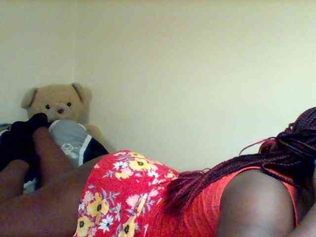 Sexxy-slim-honey webcam