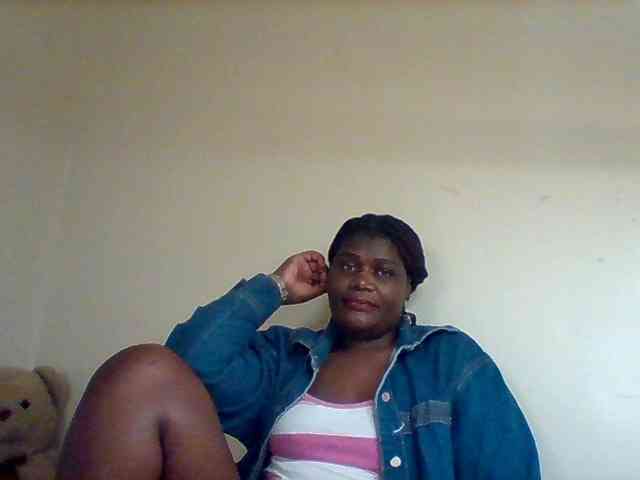 Sexxy-slim-honey webcam