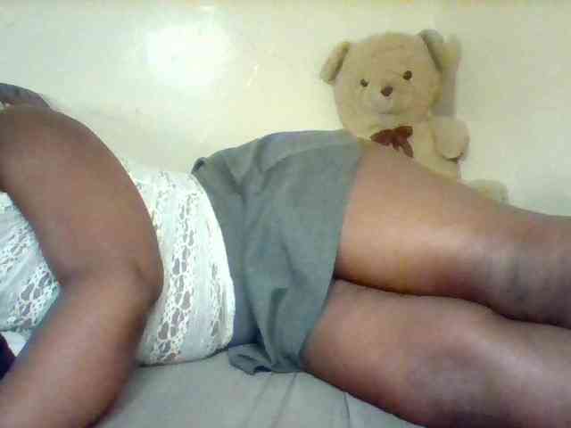 Sexxy-slim-honey webcam