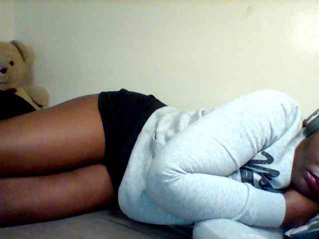 Sexxy-slim-honey webcam
