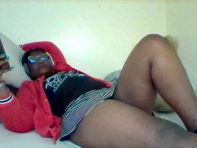 Sexxy-slim-honey webcam