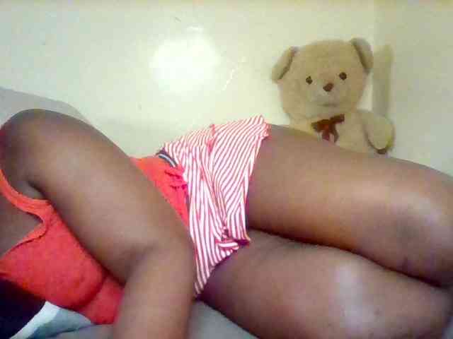 Sexxy-slim-honey webcam