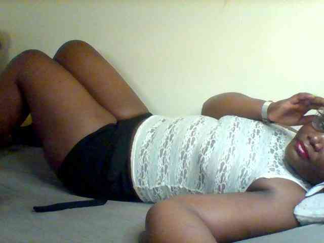 Sexxy-slim-honey webcam