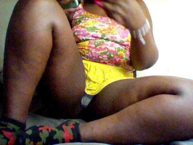 Sexxy-slim-honey webcam