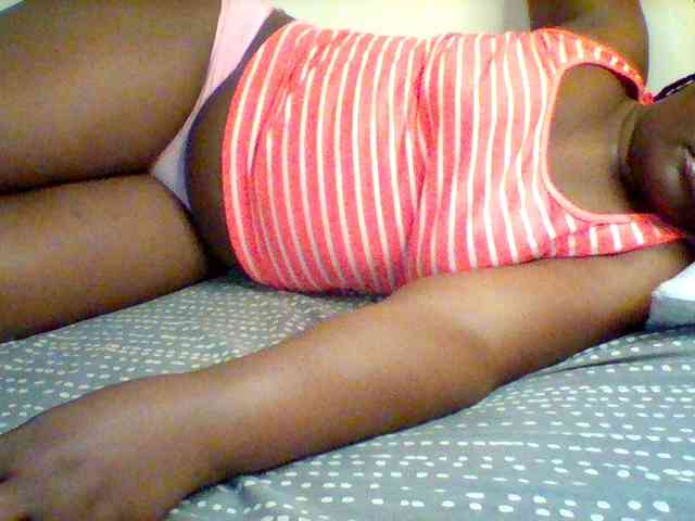 Sexxy-slim-honey webcam