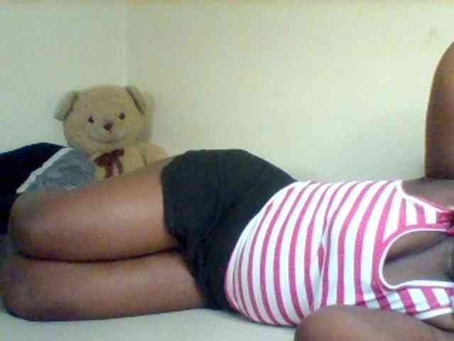 Sexxy-slim-honey webcam