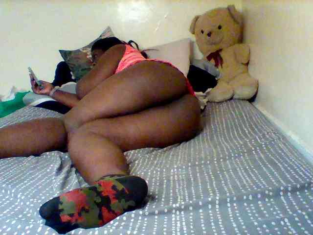 Sexxy-slim-honey
