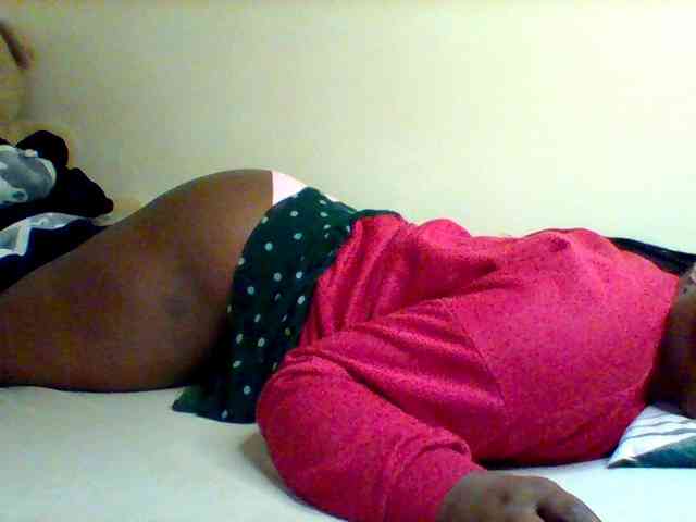 Sexxy-slim-honey webcam