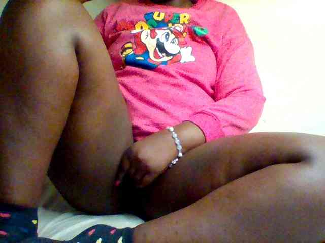 Sexxy-slim-honey webcam