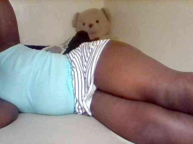 Sexxy-slim-honey webcam
