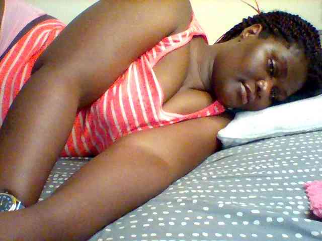Sexxy-slim-honey webcam