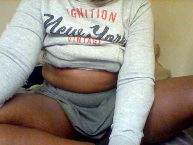Sexxy-slim-honey webcam