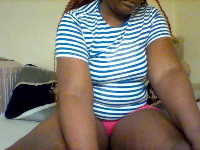 Sexxy-slim-honey webcam
