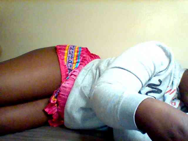 Sexxy-slim-honey webcam