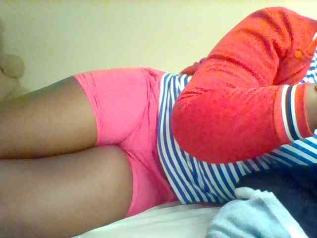 Sexxy-slim-honey webcam