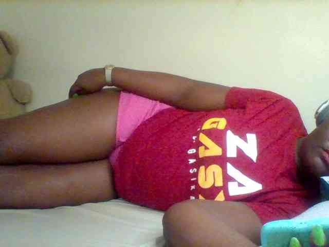 Sexxy-slim-honey webcam