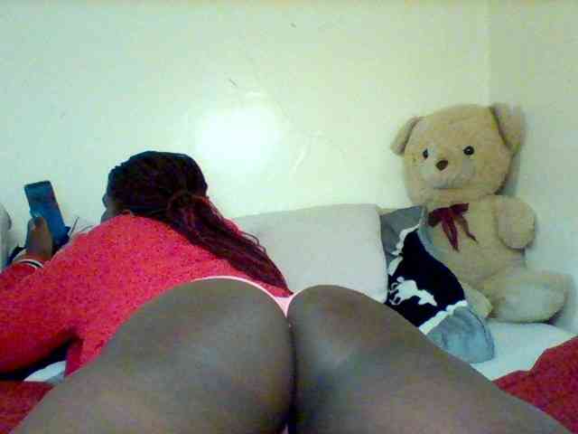 Sexxy-slim-honey webcam