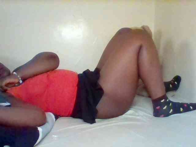 Sexxy-slim-honey webcam