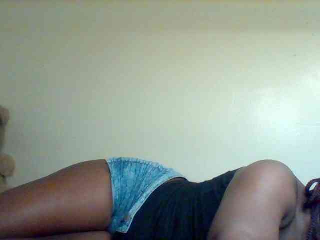 Sexxy-slim-honey webcam