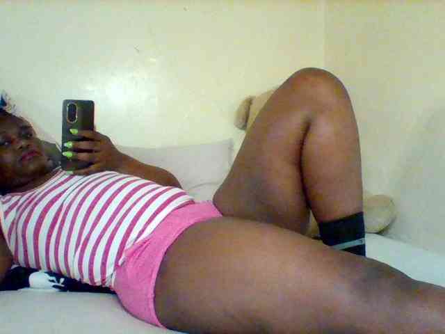 Sexxy-slim-honey webcam