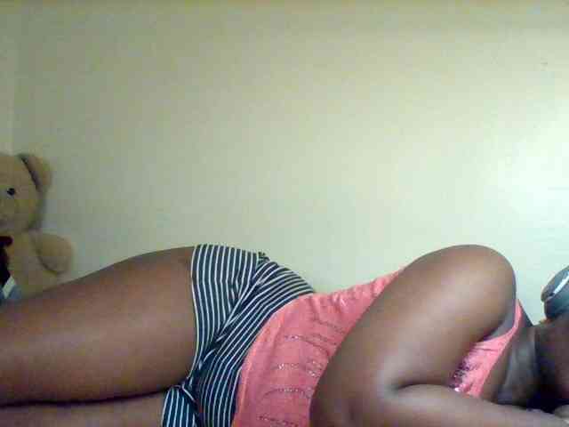 Sexxy-slim-honey webcam