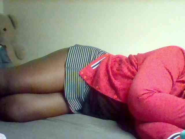 Sexxy-slim-honey webcam