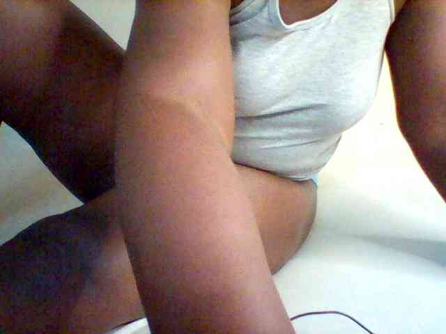 Sexxy-slim-honey webcam