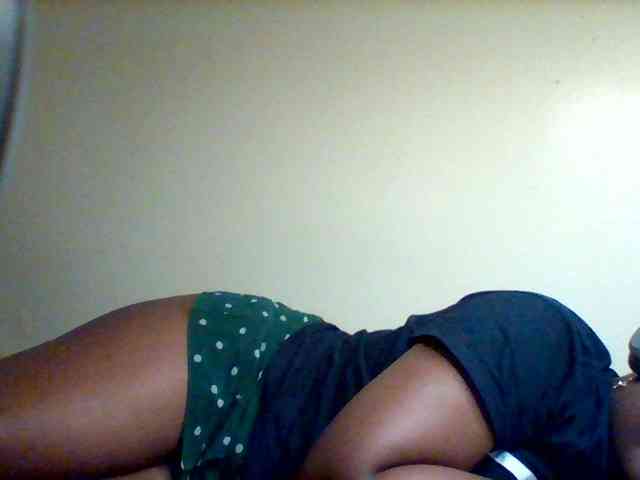 Sexxy-slim-honey webcam