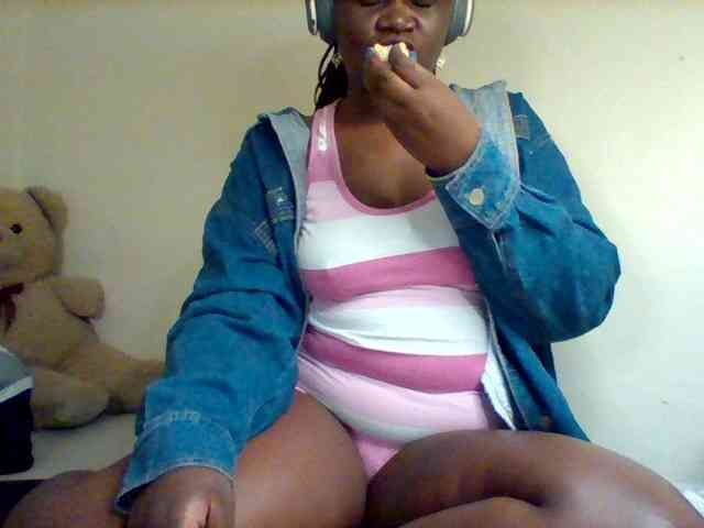 Sexxy-slim-honey webcam