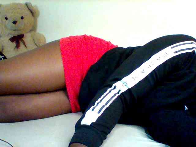 Sexxy-slim-honey webcam