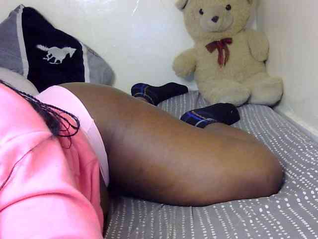 Sexxy-slim-honey webcam