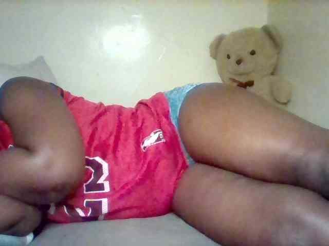 Sexxy-slim-honey webcam