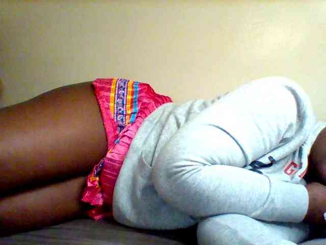 Sexxy-slim-honey webcam