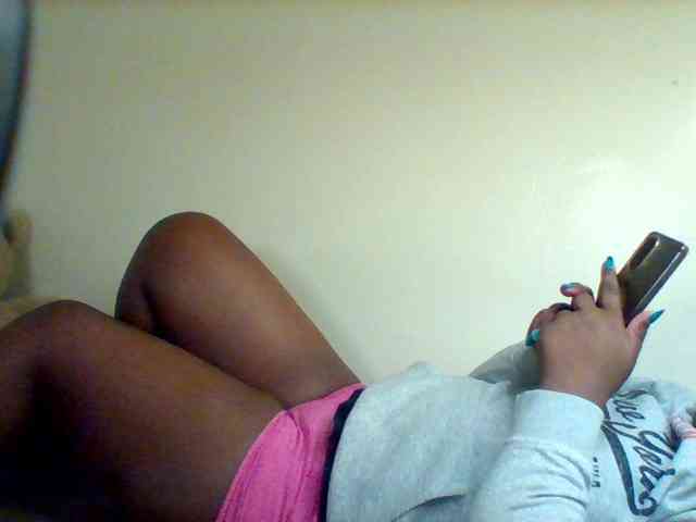 Sexxy-slim-honey webcam