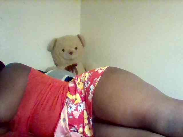 Sexxy-slim-honey webcam