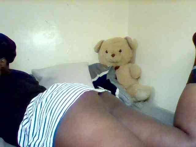Sexxy-slim-honey webcam
