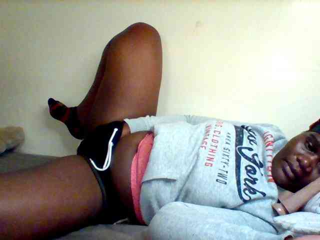 Sexxy-slim-honey webcam